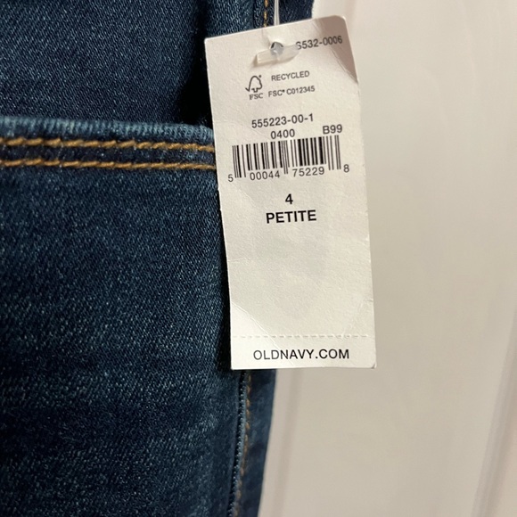 Old Navy micro flare high rise size 4 petite NWT - Picture 6 of 6